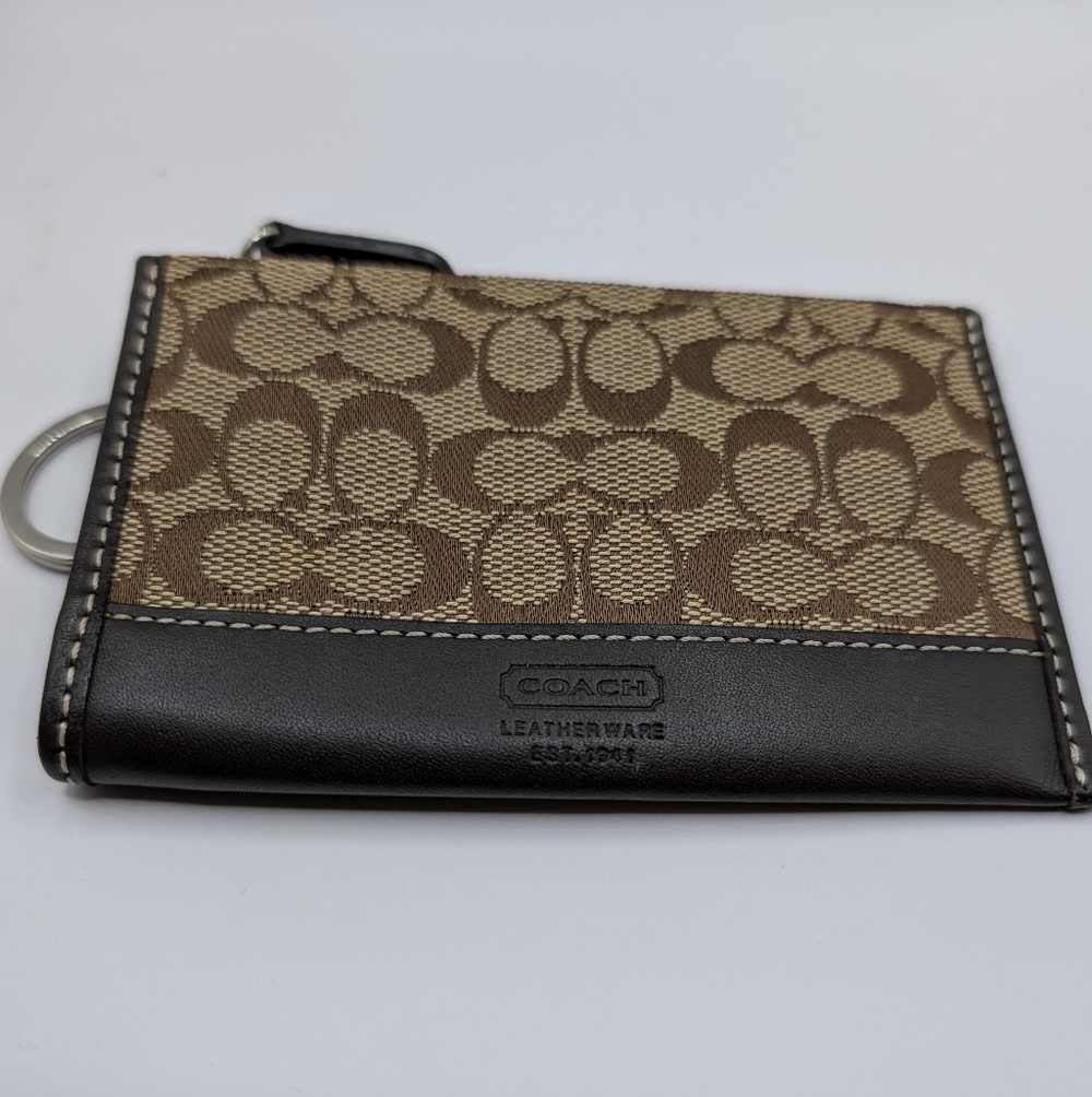 Coach Signature Brown Canvas Leather Zip Card Case w Keychain NWOT - Picture 7 of 7